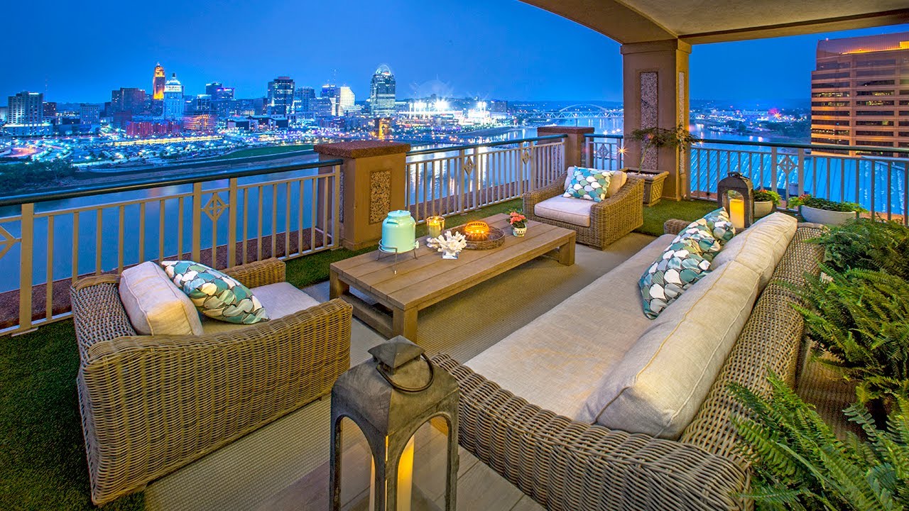 The Domaine de La Rive, Penthouse #2A