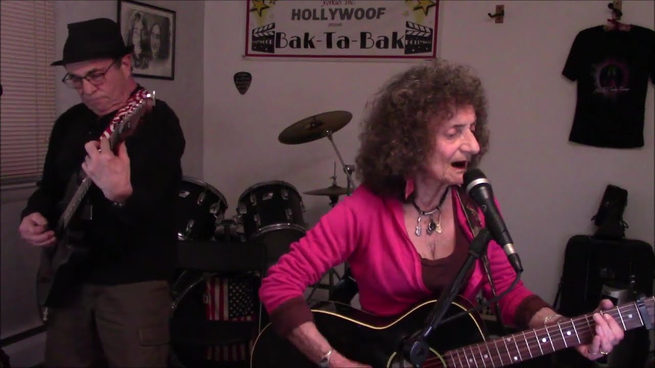 Pink room no pants !  - Busking Betty & Bak-ta-Bak,  Country, Rock & Oldies