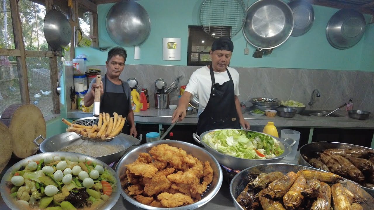Pitong putaheng Pinoy | Cooking seven Filipino style recipes | Balik bayan from Amsterdam 