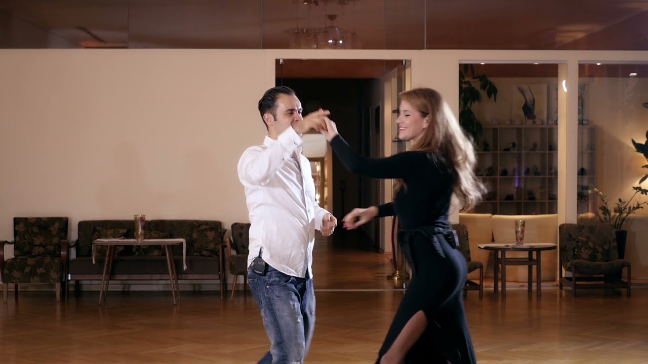Mehr Salsa-Figuren aus wenigen Elementen kreieren? Versuch DAS!