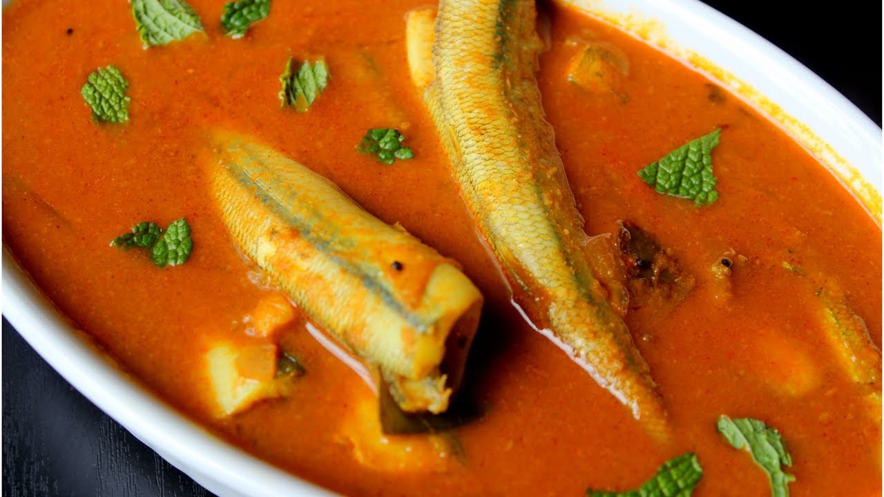 Nethili meen kulambu | Smelt fish curry