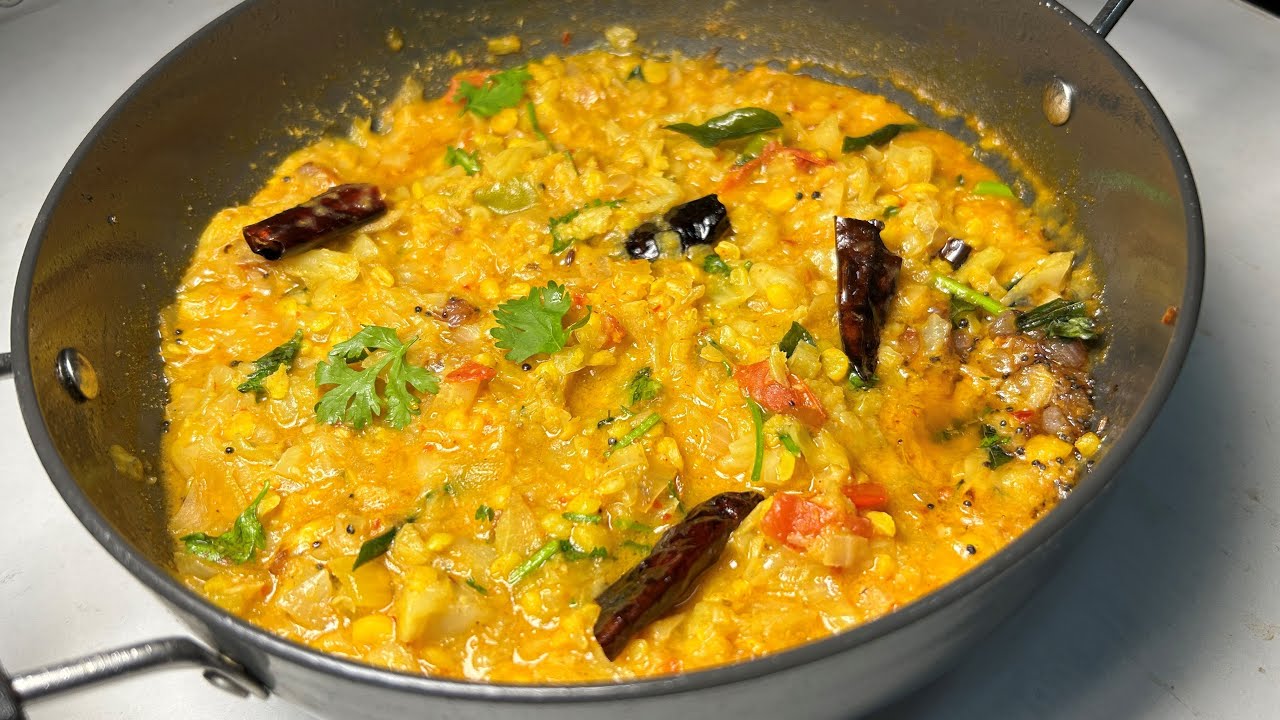 Cookerல் முட்டைகோஸ் கூட்டு Easy & Tastyயா இப்படி செய்து பாருங்க - Side Dish Recipe - Cabbage Kootu!!