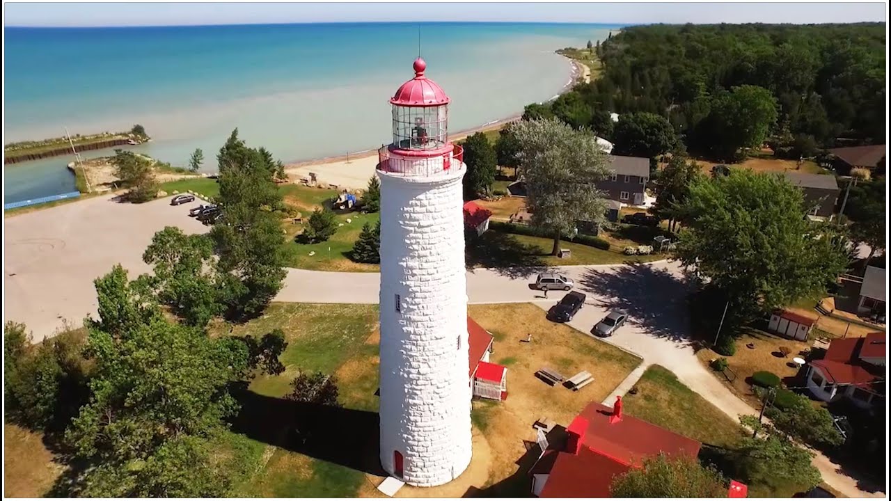 By Harbours Light - Point Clarke