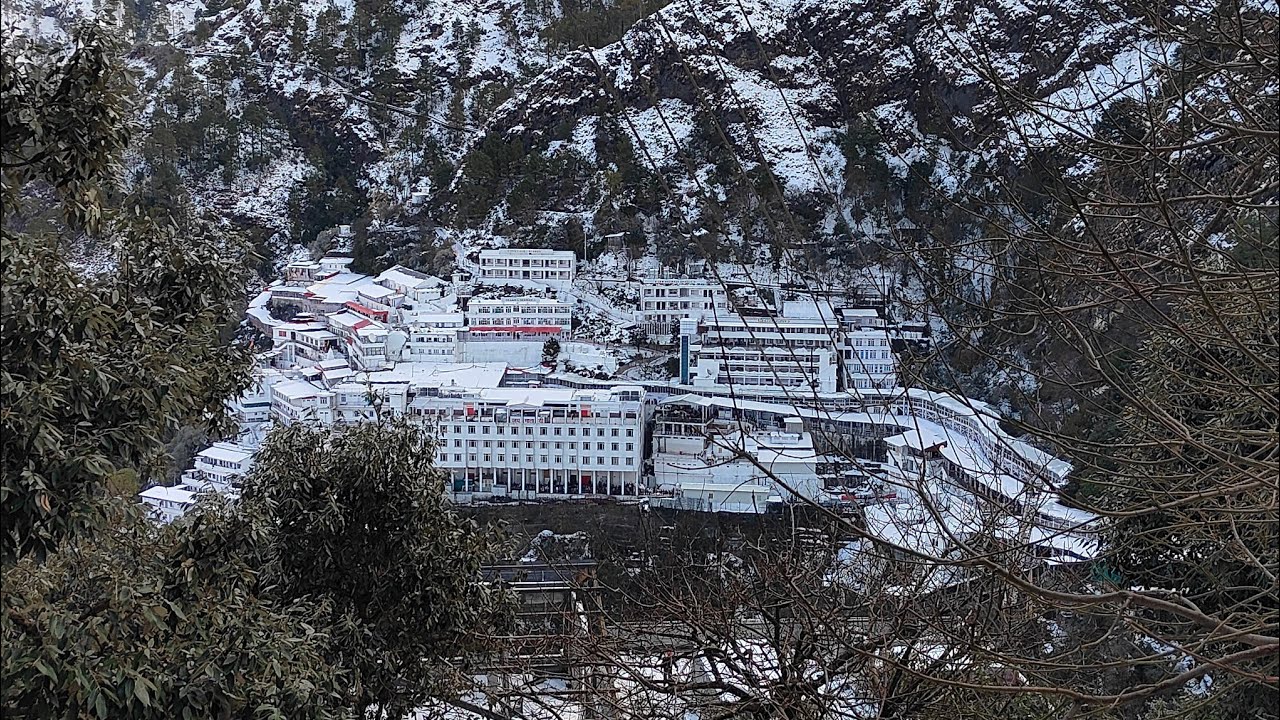 VAISHNO DEVI MAIN SNOWFALL | VLOG#60 | | Rajasthanivlogger26|