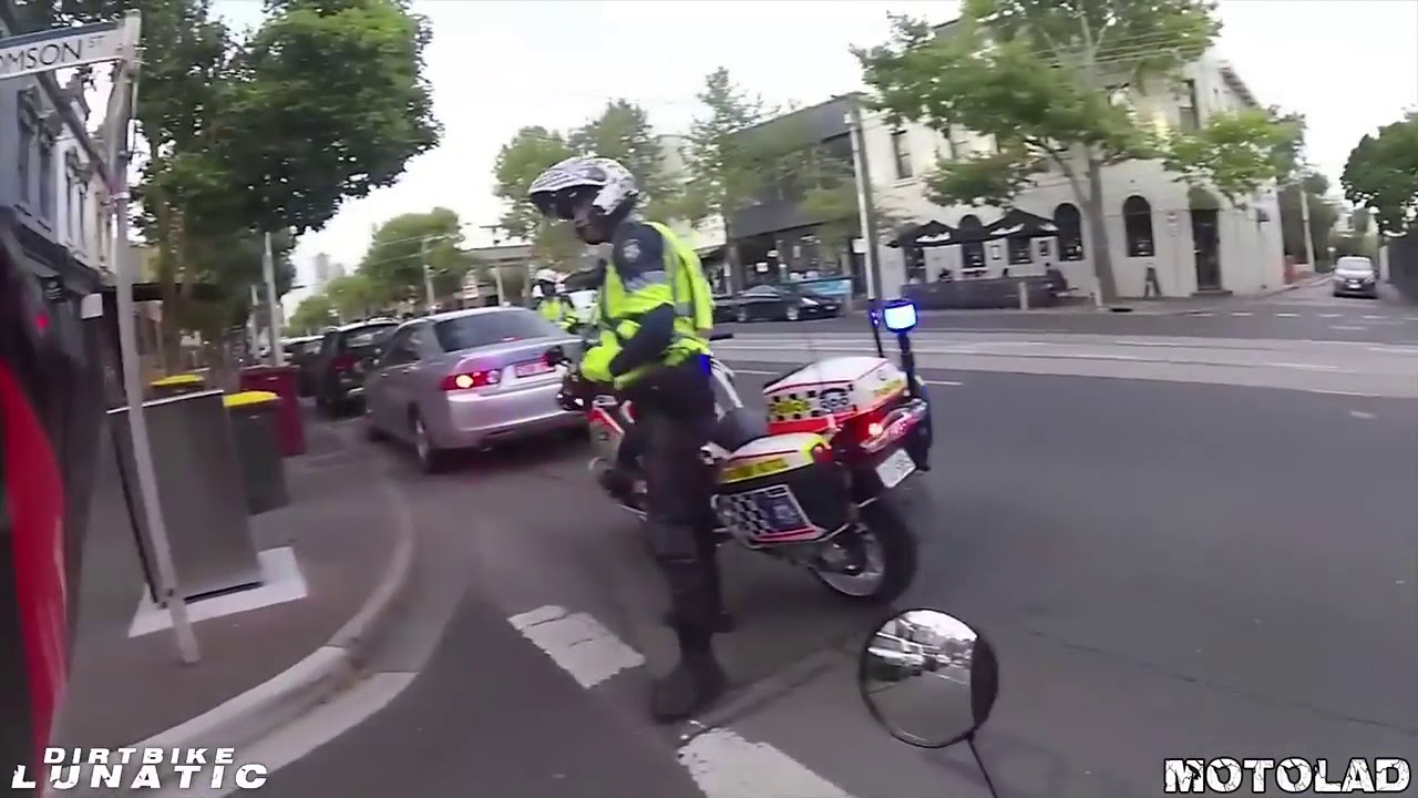 MOTORCYCLE CRASH COMPILATION 2020 - 2021 / #RideSafe