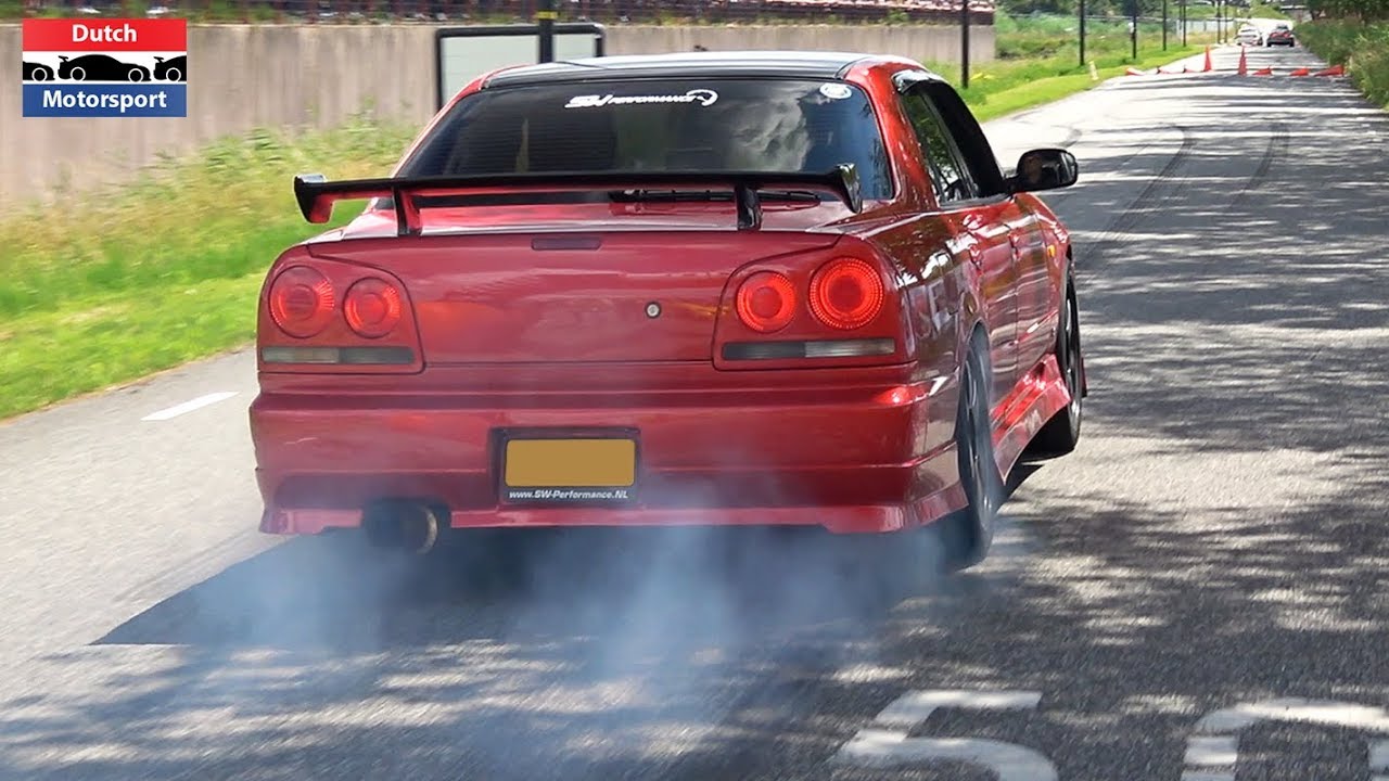 600HP Nissan Skyline R34 4-Door w/ RB26 Engine - Burnouts & Loud Accelerations!