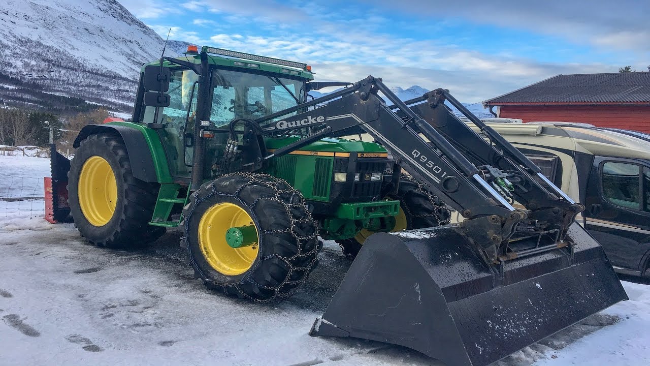 POV! Moving 20cm of Fresh Snow! Headcam | John Deere | Snowblowing