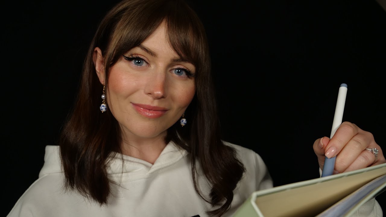 ASMR задаёт вам более 100 личных вопросов
