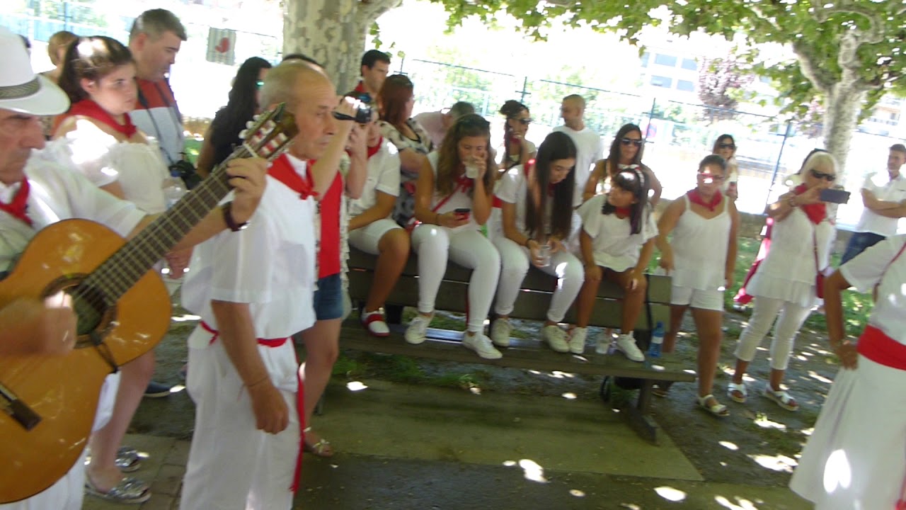 soy de Viana y vivo en Funes / Marta