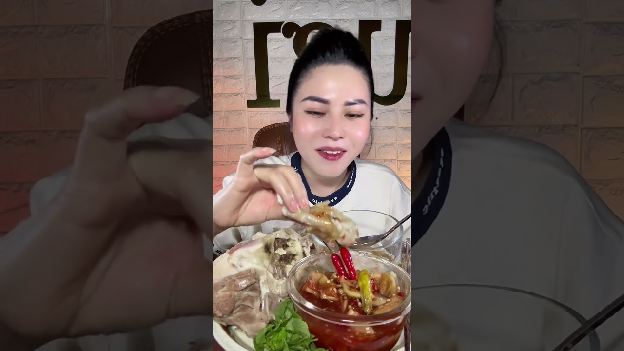 Xương đầu heo + mắm dưa đu đủ cà pháo siêu ngon