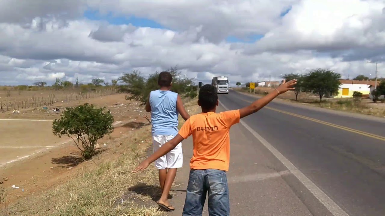 As quebras de asa loucas na vila