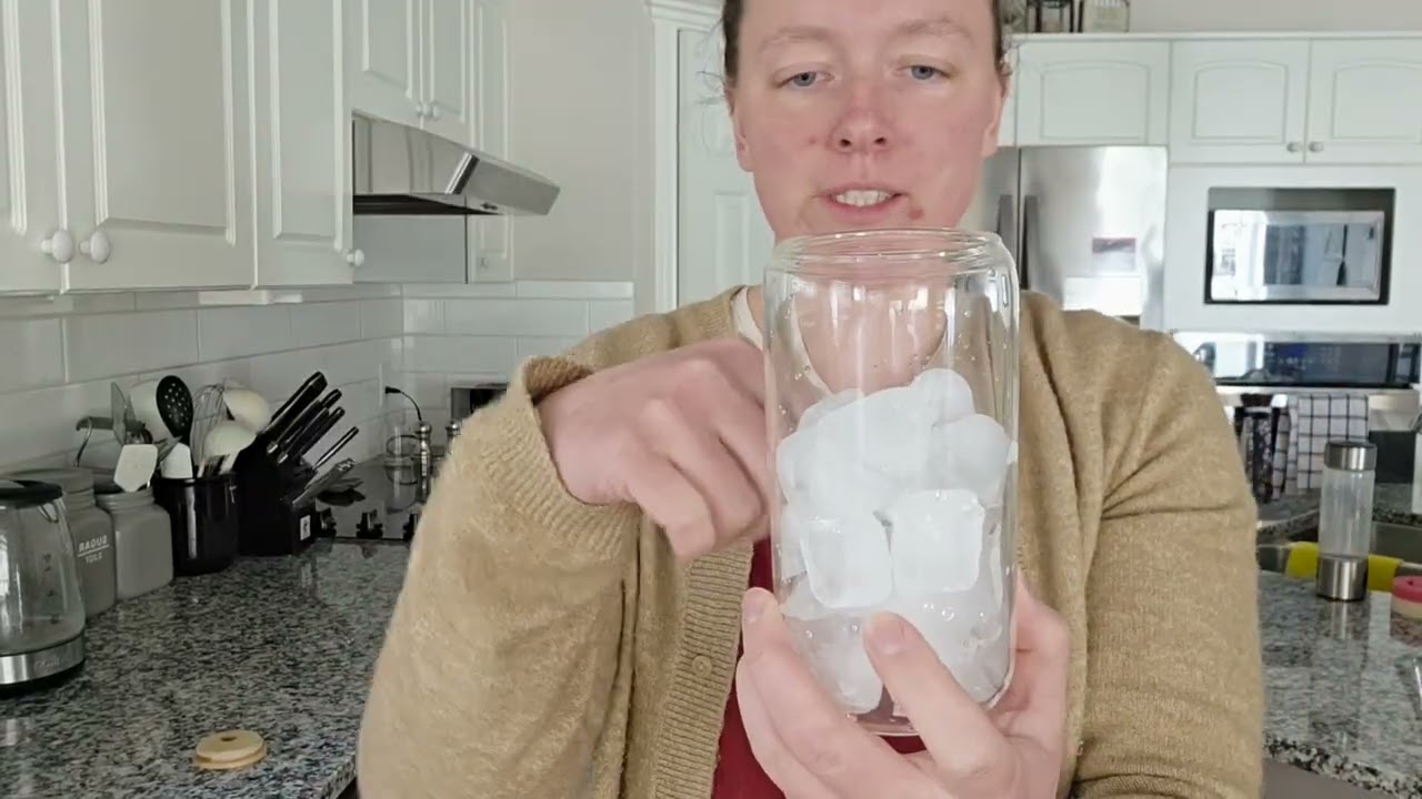 Watch to see me shake these glass tumblers and if they leak! Great for iced lattes!