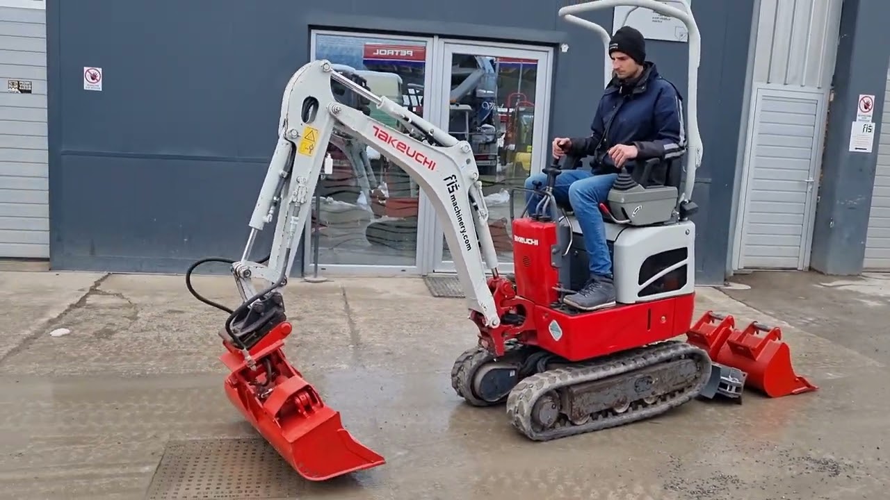 EXCAVATOR TAKEUCHI TB210R - FIŠ MACHINERY SLOVENIA