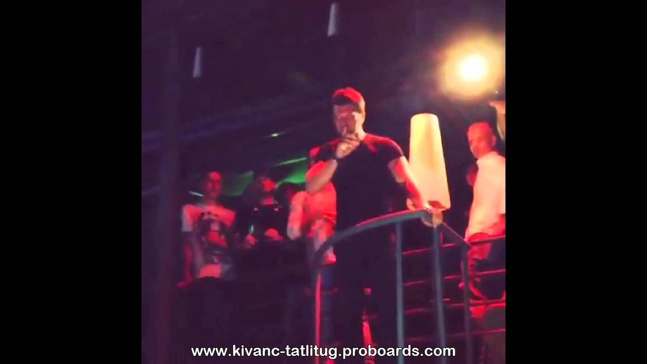 Kıvanç Tatlıtuğ Celebrates Galatasaray - May 2015