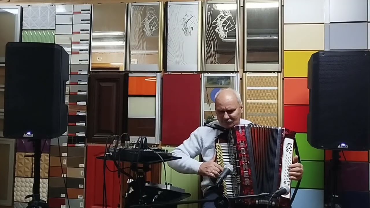 Володимир Щербаков на гармоні ,,,,Рідна мати моя ,,,