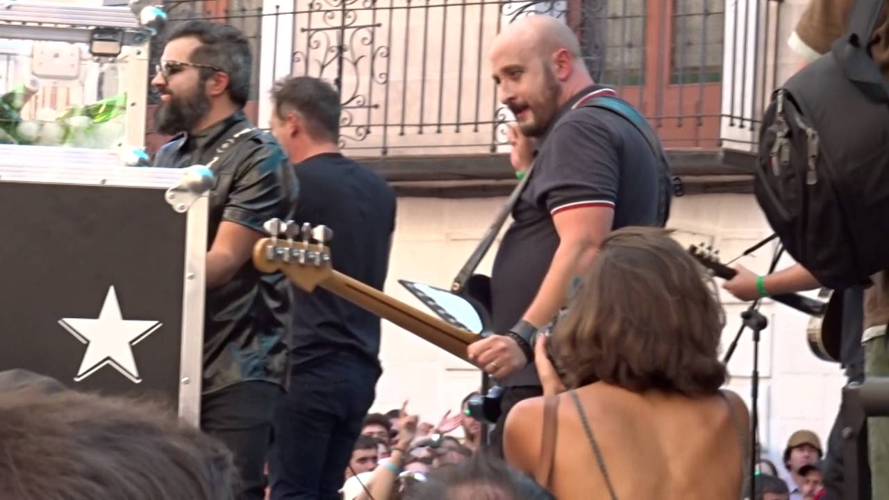 Love of Lesbian - Los Toros en la Wii (Fantástico) @ Plaza del Trigo Sonorama 2016