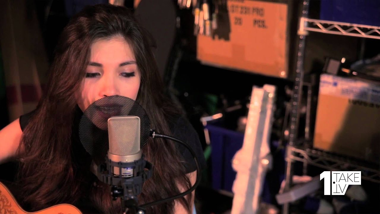 1Take.TV: Ellie Rose (Memory Foam)