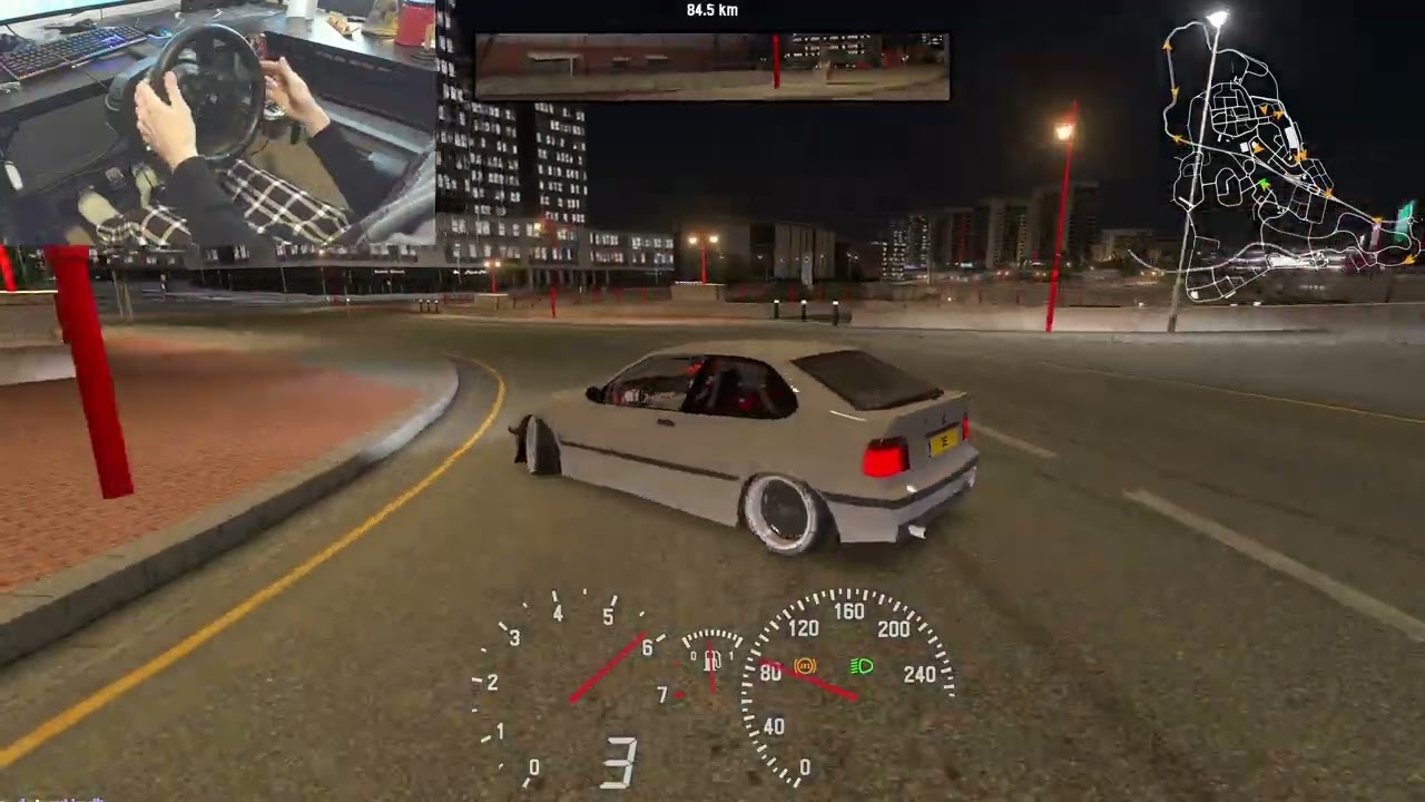 Live For Speed - BMW E36 Hatchback Drifts Around The City