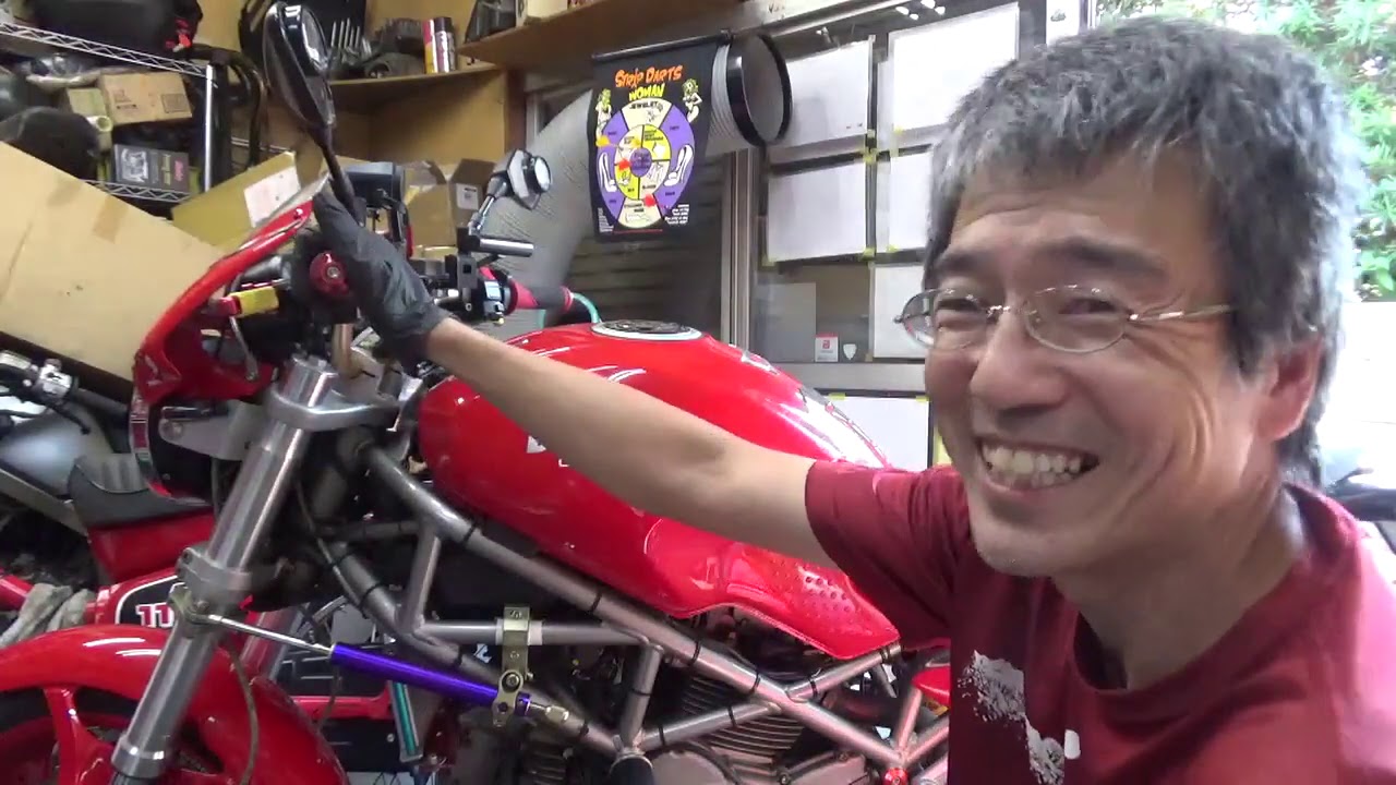 バイク屋の日常　M800ie クラッチフルード交換での・・・。