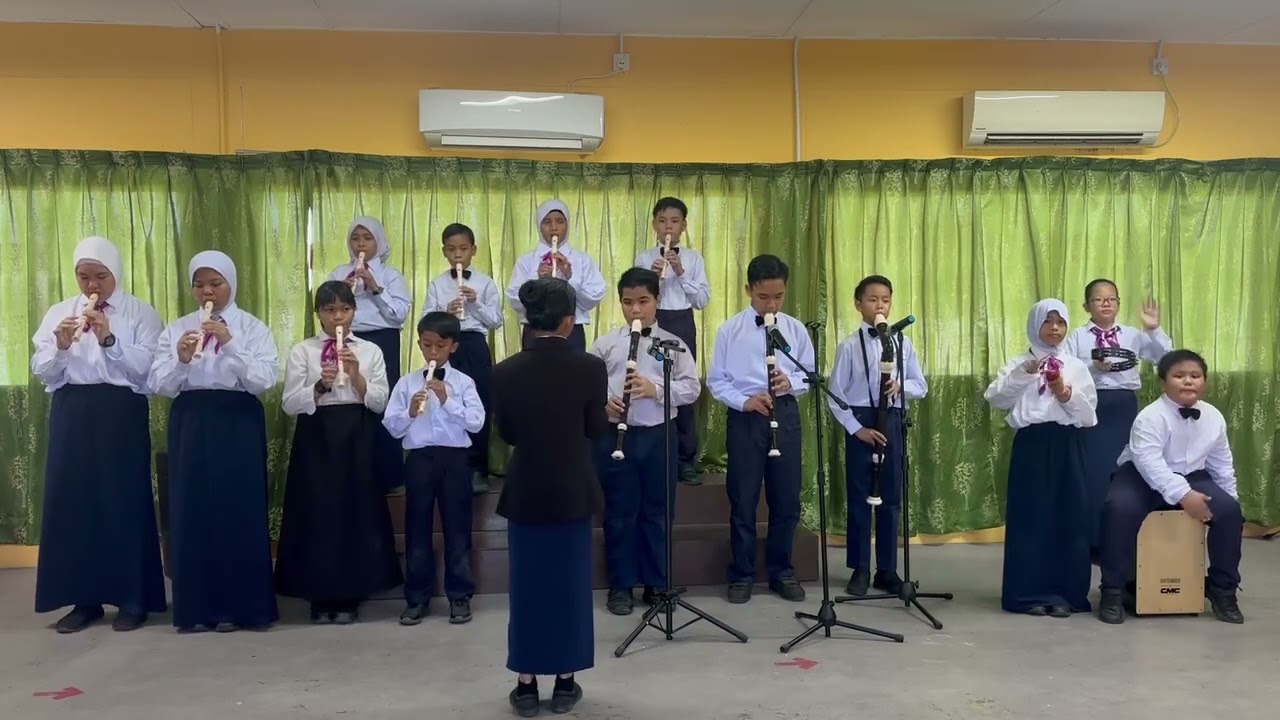 TROUBLE IS A FRIEND - Recorder Ensemble
