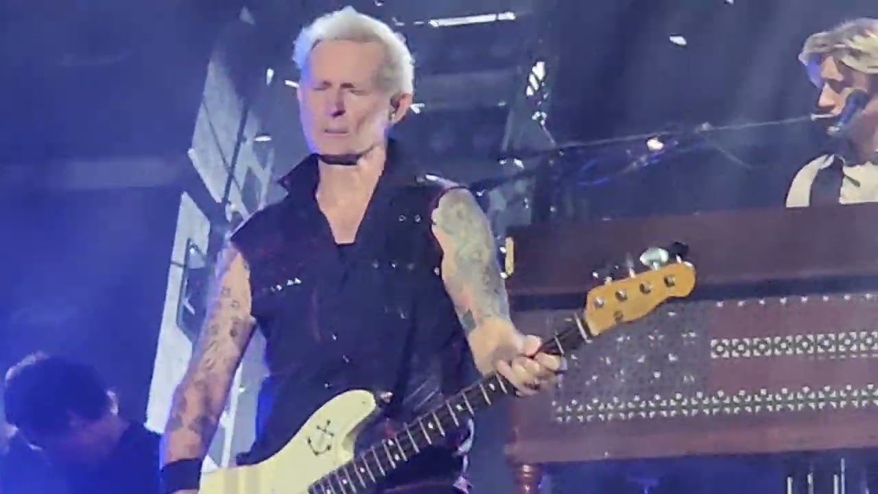 Wake Me Up When September Ends - Green Day (Paraguay 2025) 