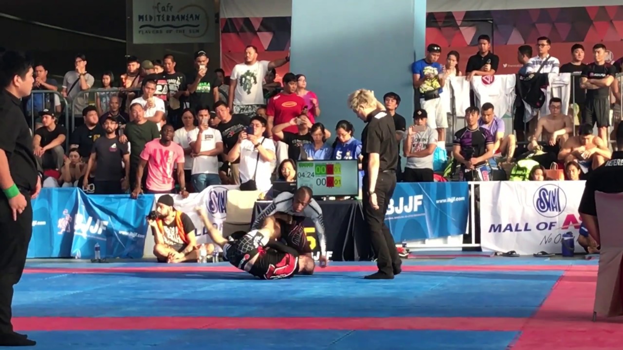 Bruninho Barbosa - Black Belt (vs Marcos Ratinho) Manila Open IBJJF 2017