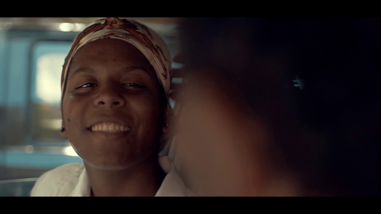 Nhu Santos e Juventude em marcha - IZEBEL (official Video)