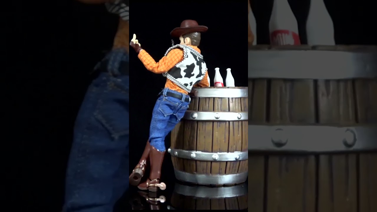 Joy Man Toys Woody posing short  #actiondisplay #joymantoys #bombusbee