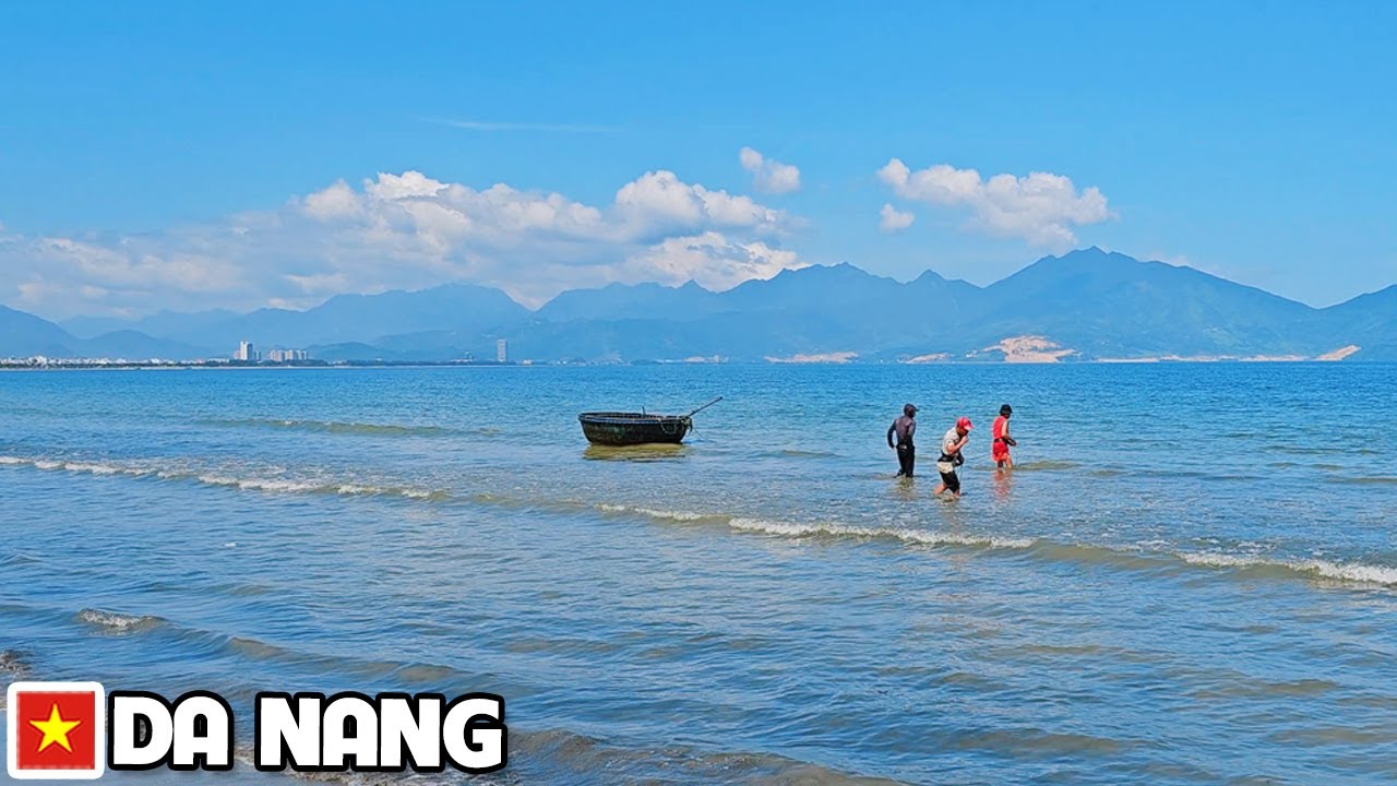 DA NANG VIETNAM 2026 - A Local Wild Beach Most Tourists Never See & You Might Want to Retire Here