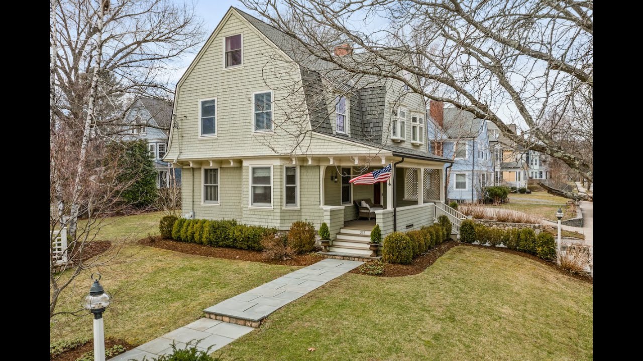 277 Lincoln Street, Newton Highlands 02461