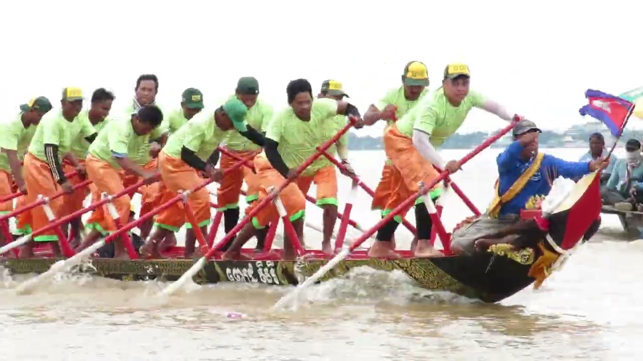 ទិដ្ឋភាពប្លែកៗកាលប្រណាំងទូកង មុខវត្តពិជ័យរង្សី ថ្ងៃទី២ ថ្ងៃទី២៦​ ឆ្នាំ ២០២៥ 🇰🇭