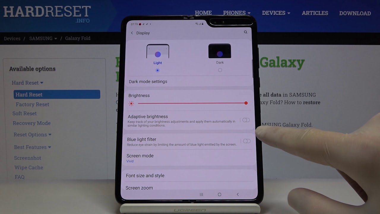 How to Set Auto Brightness in SAMSUNG Galaxy Fold &ndash; Set Adjustive Screen