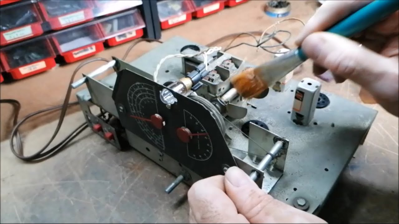 ¿Cómo se restaura una radio antigua? Parte 2 de 5