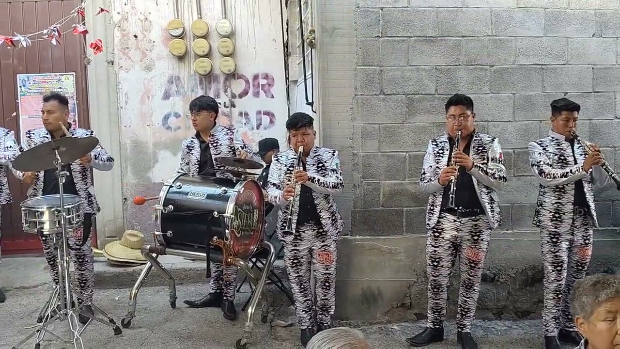 Mambo medley 🔥😎 Banda la Estelar del pueblo 🤠🔥