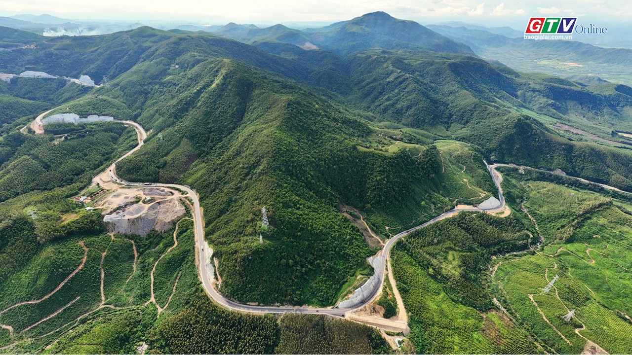Đẩy nhanh bồi thường, bàn giao mặt bằng dự án cao tốc Quy Nhơn - Pleiku