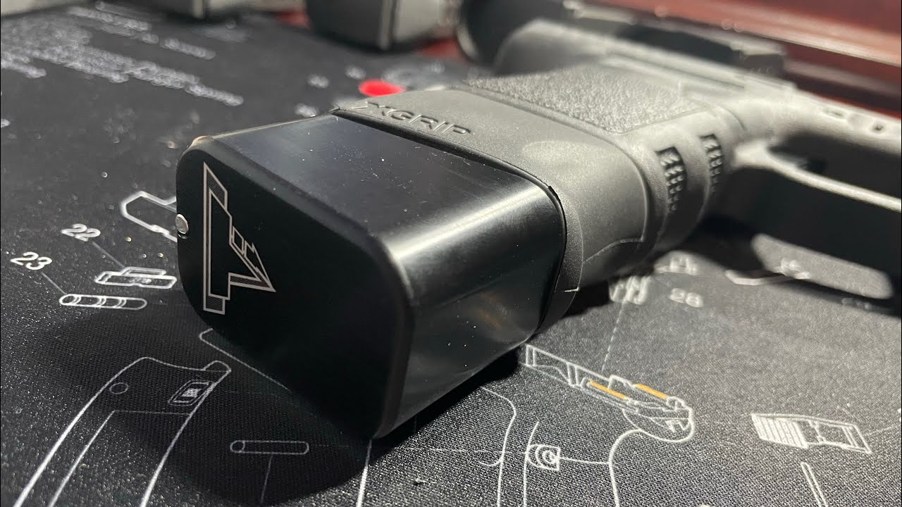 Installing Taran Tactical +4 Base Pad For The Glock 30s #freefire #fyp #subscribe 