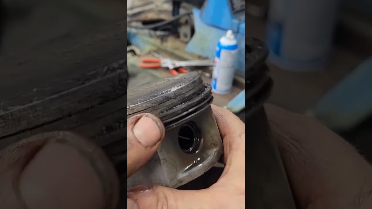 This is an example of when I use the term stuck or frozen rings. #smallenginerepair