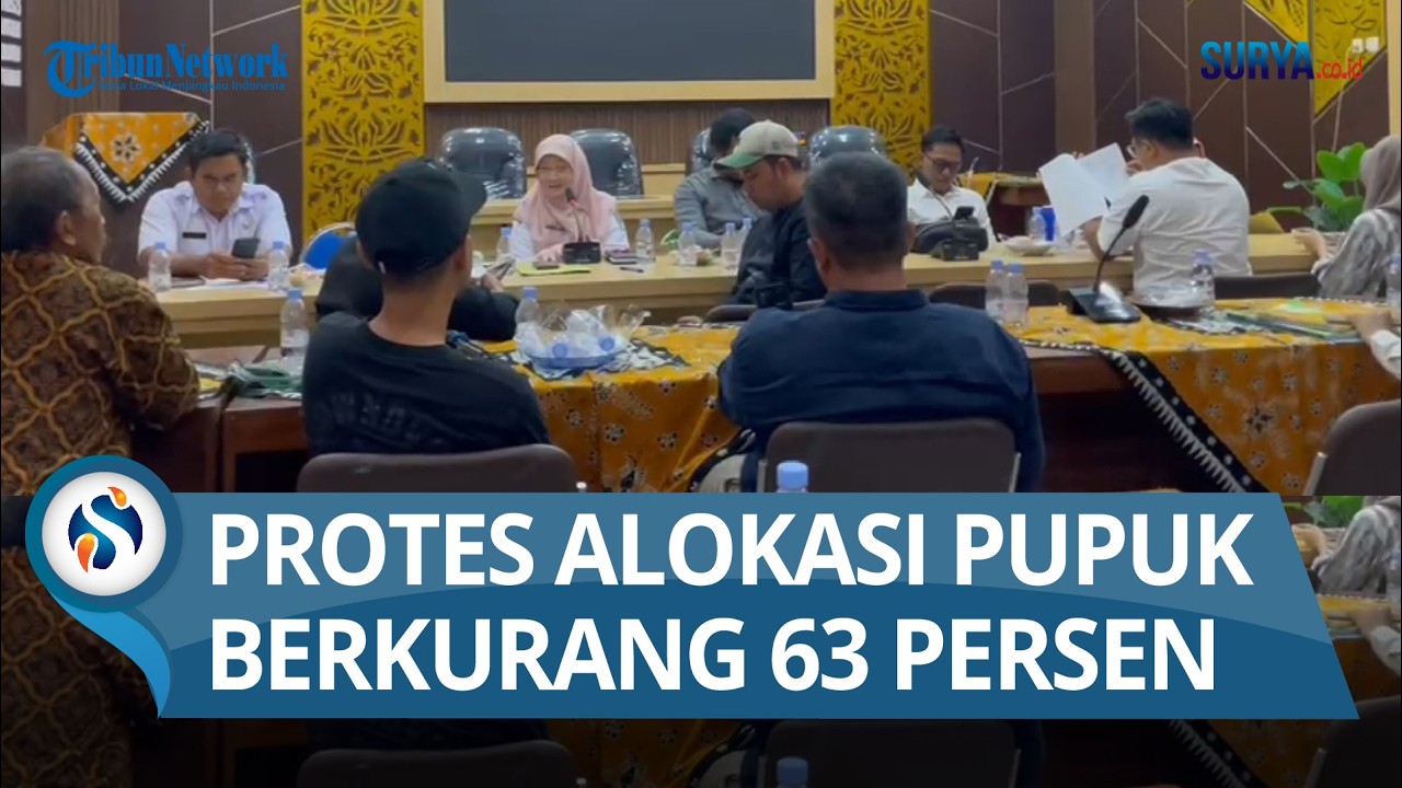 Puluhan Petani Geruduk DKP2P Tuban, Protes Alokasi Pupuk 2026 Berkurang 63 Persen
