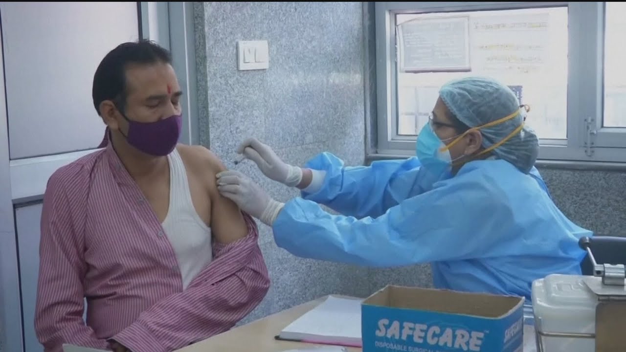 India sees record daily surge in COVID-19 cases