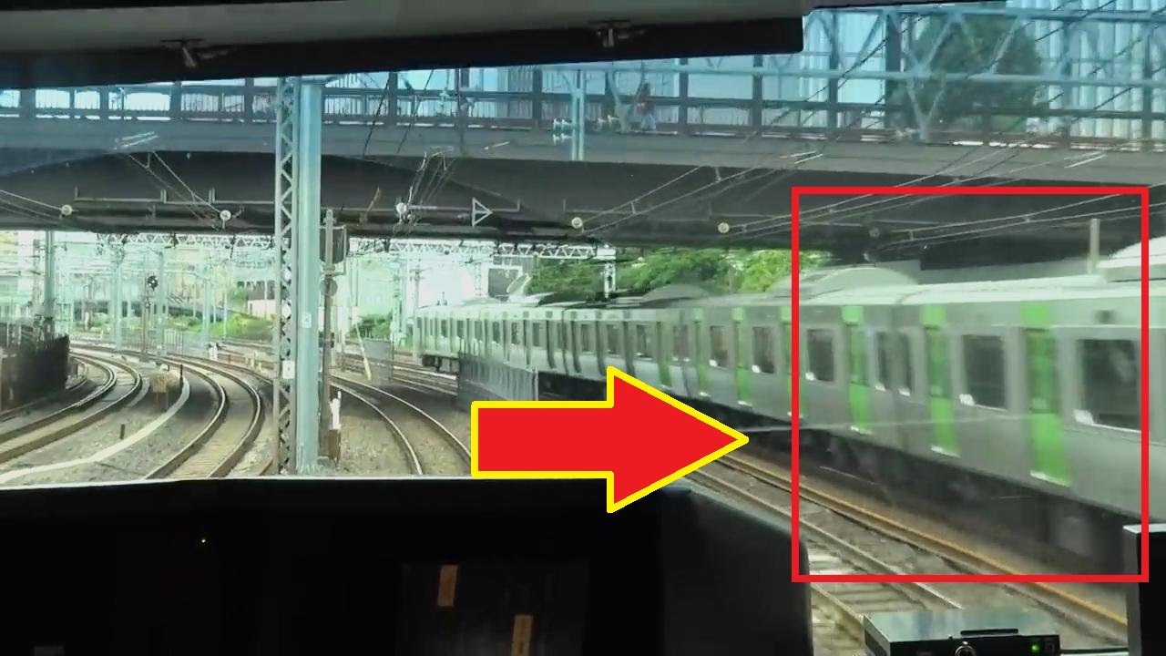 閉じ込められた京浜東北線から線路上に乗客が降りた場所を走行する前面展望（田町駅～品川駅間）