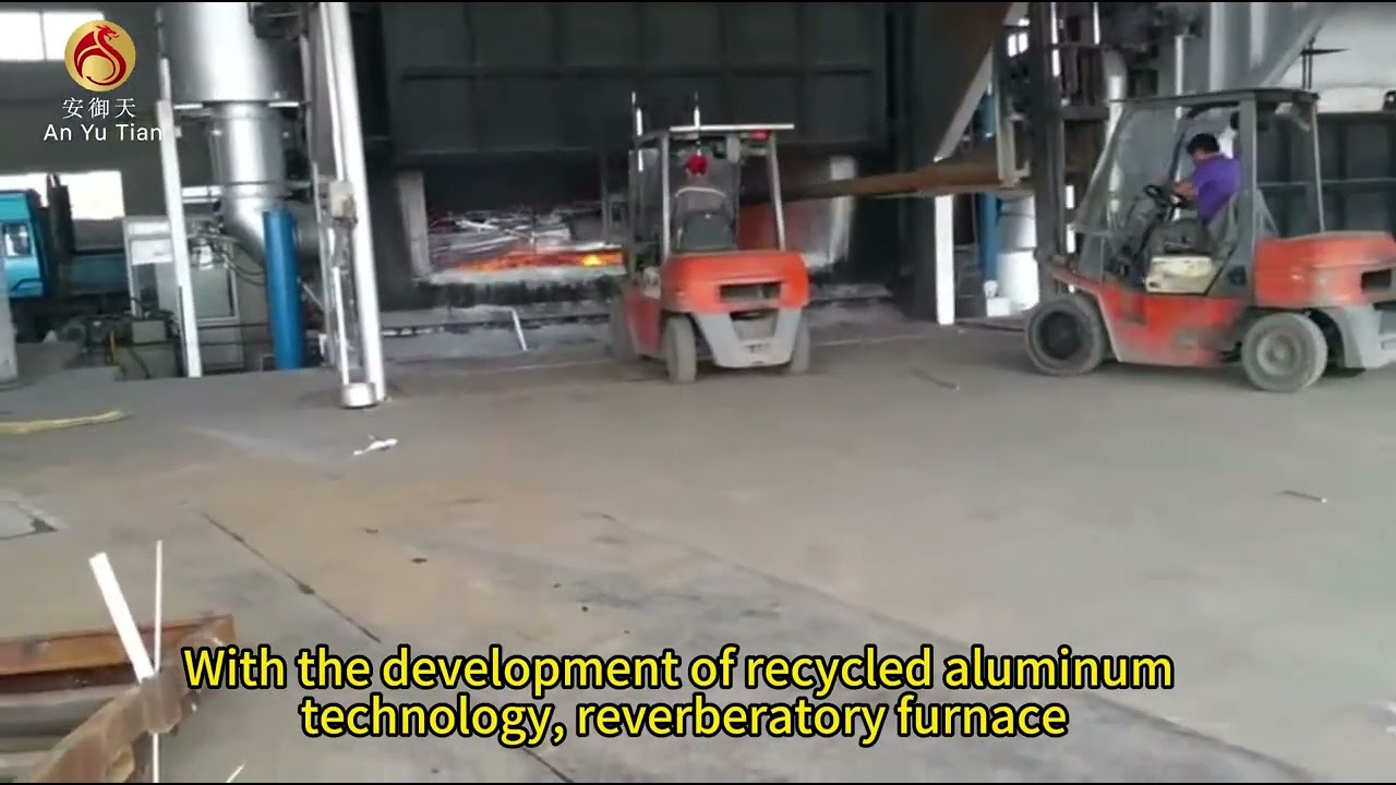 Reverberatory furnace smelting scrap aluminum