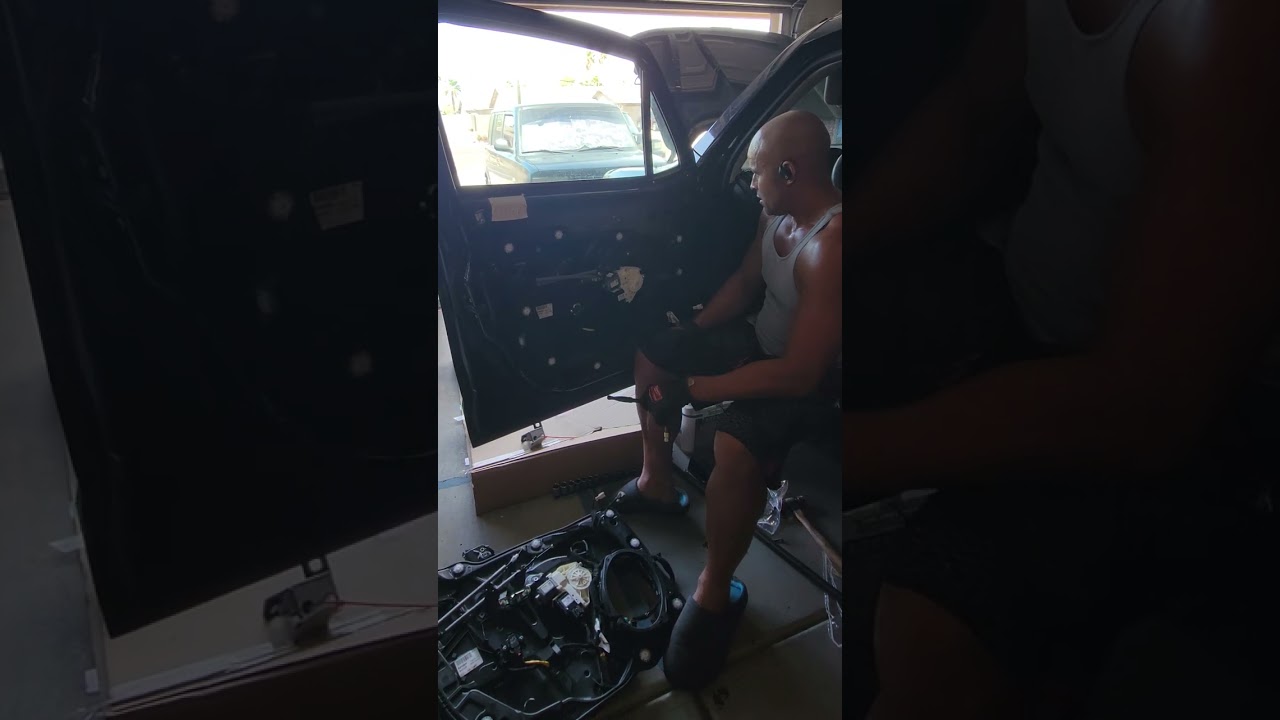 Jeep renegade door/ window replacement 2 of 4