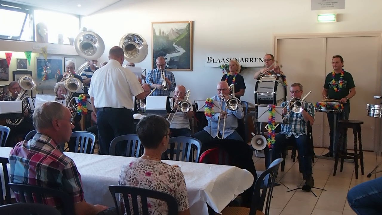 Feestkapel De Blaasknarren - Leef