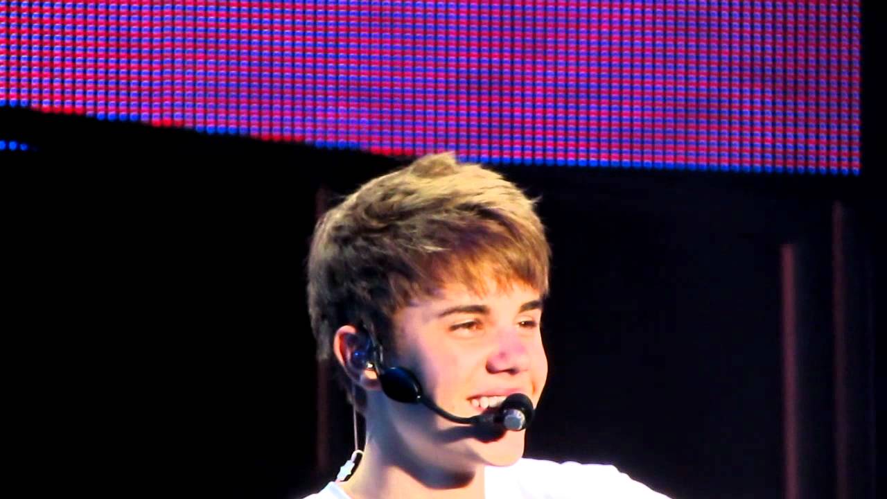 Favorite Girl-Justin Bieber Mexico 1 Oct.