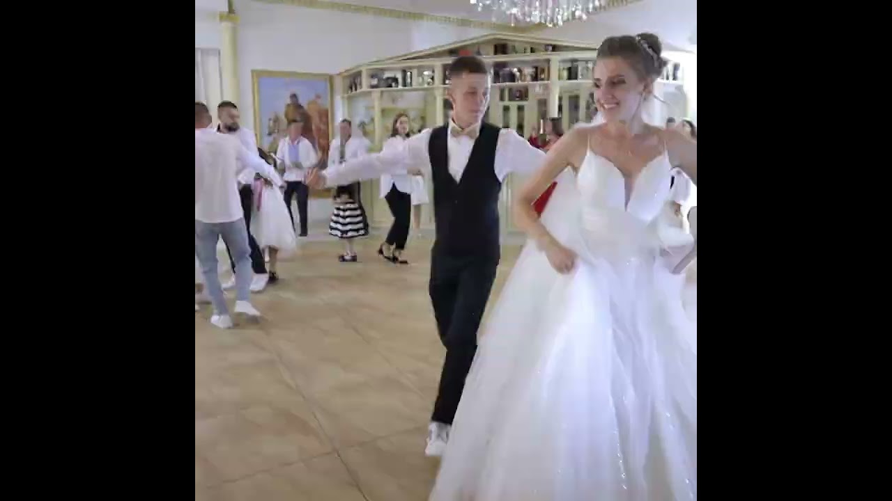Нам не зашкодить чарка вина шейк весілля в Палаці Ярослав Тисмениця