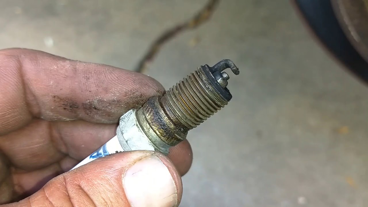 1999 Chevy Express 3500 Spark Plug change