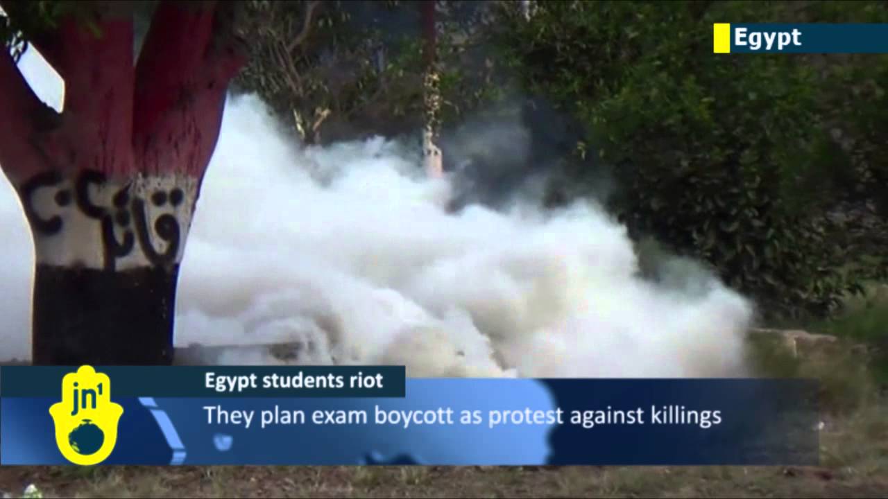 Al-Azhar University Violence: Muslim Brotherhood students clash in Cairo with Egyptian police