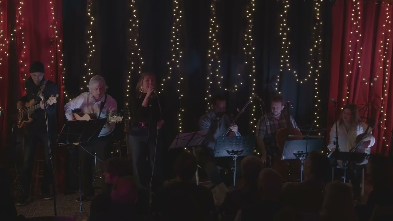 Season XIII Ridgewood Unplugged - Becky Simpson & Friends (99 Red Balloons)