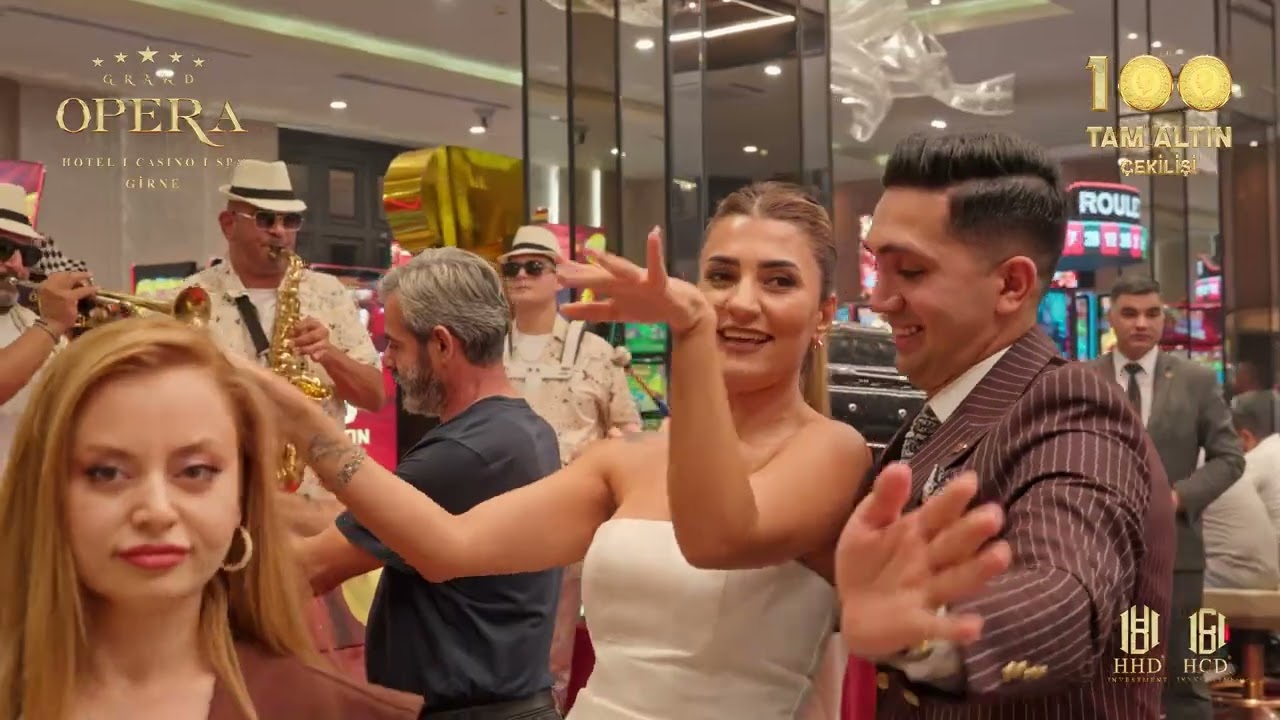 Grand Opera’da Altın Yağmuru Gerçek Oldu!