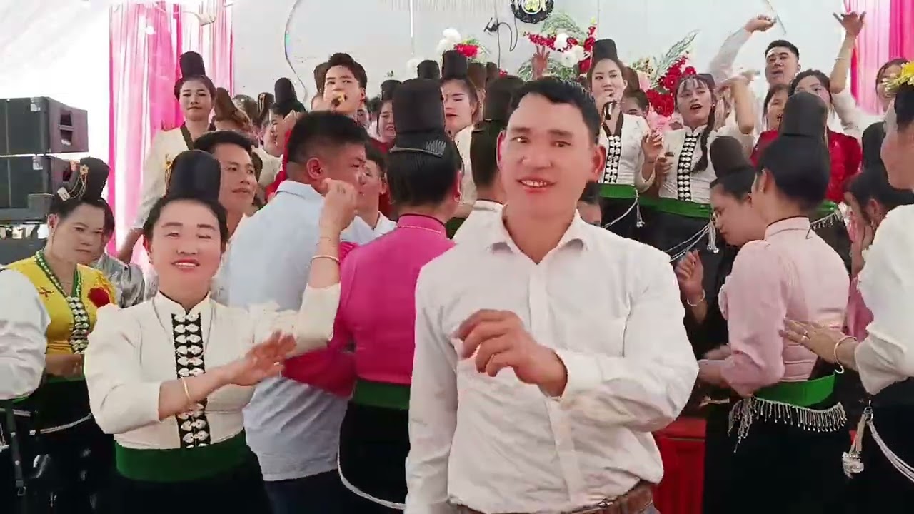 Hát thái xúng ếm pả ải lúng bản láo xé  chăn mết cớ 
